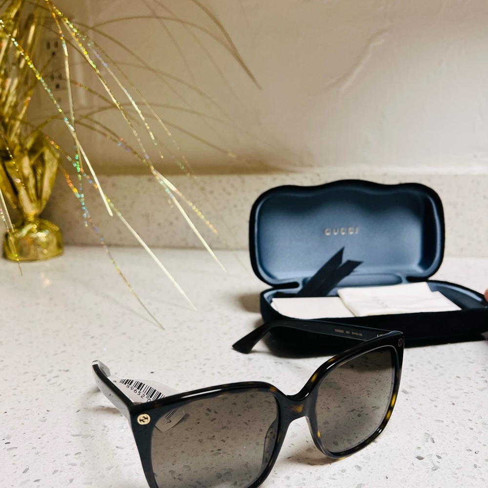 Gucci  Havana  gg0022s Sunglasses